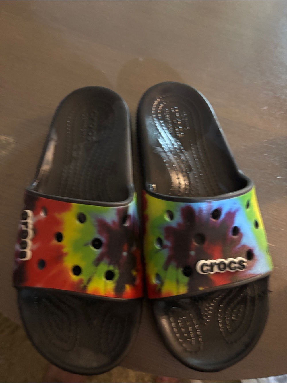 CROCS  Tie-Dye Slide Sandals in Black, Red, Yellow, Green women’s 11 men’s 9